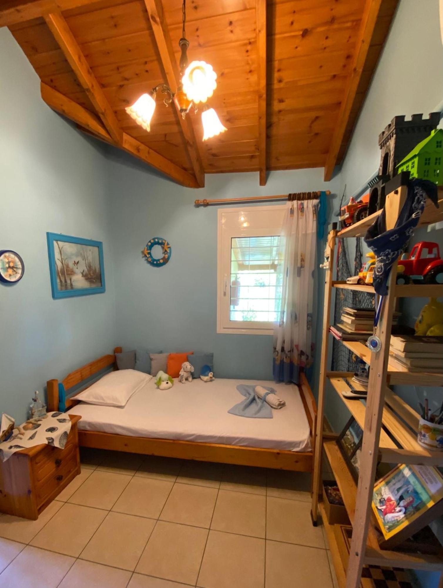 הוילה Néa Meságkala Platanos House מראה חיצוני תמונה